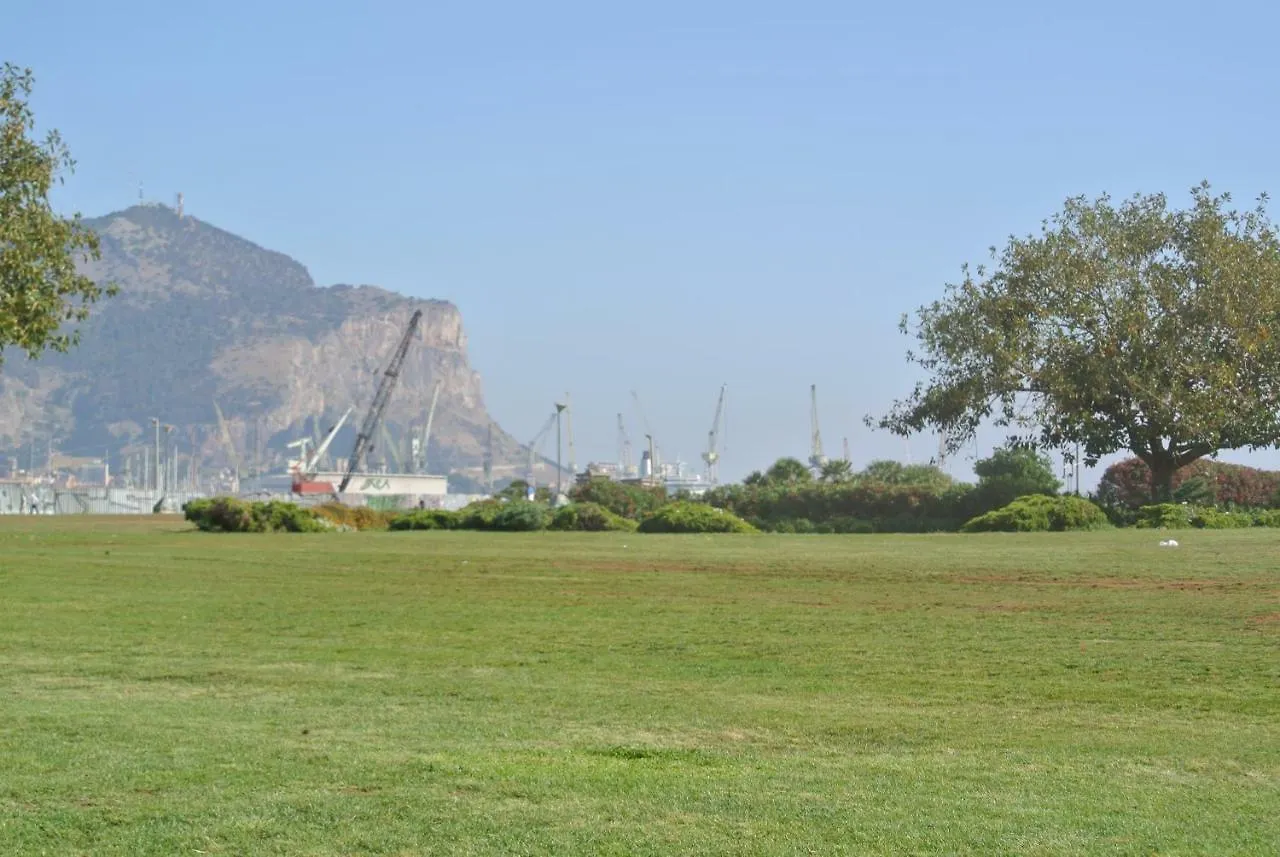 Vila Nassaiuoli Palermo Itálie